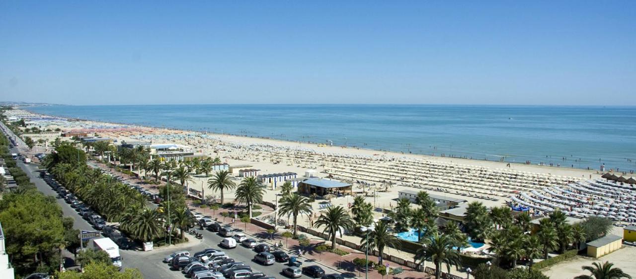 Beach E Relax A Giulianova Luaran gambar